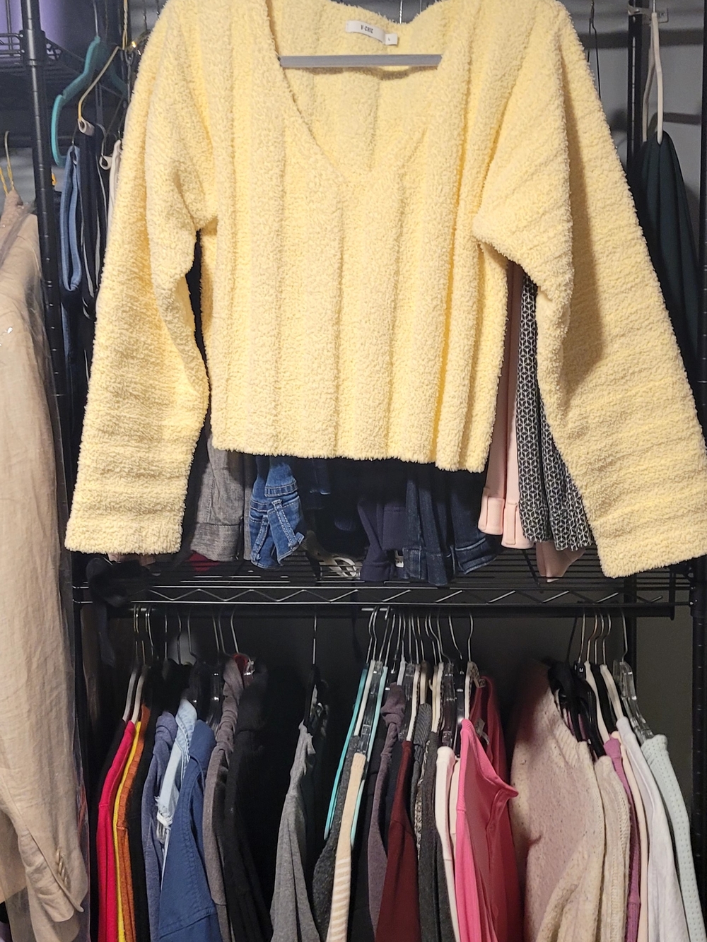 chic Pale Yellow V-Neck Fuzzy Sweater